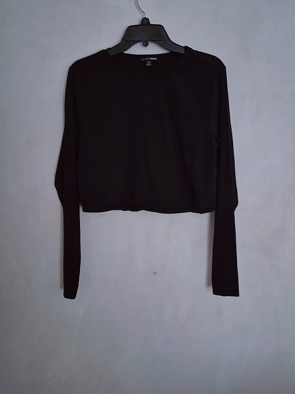 Fashion Nova Black Long Sleeve Crop Tee